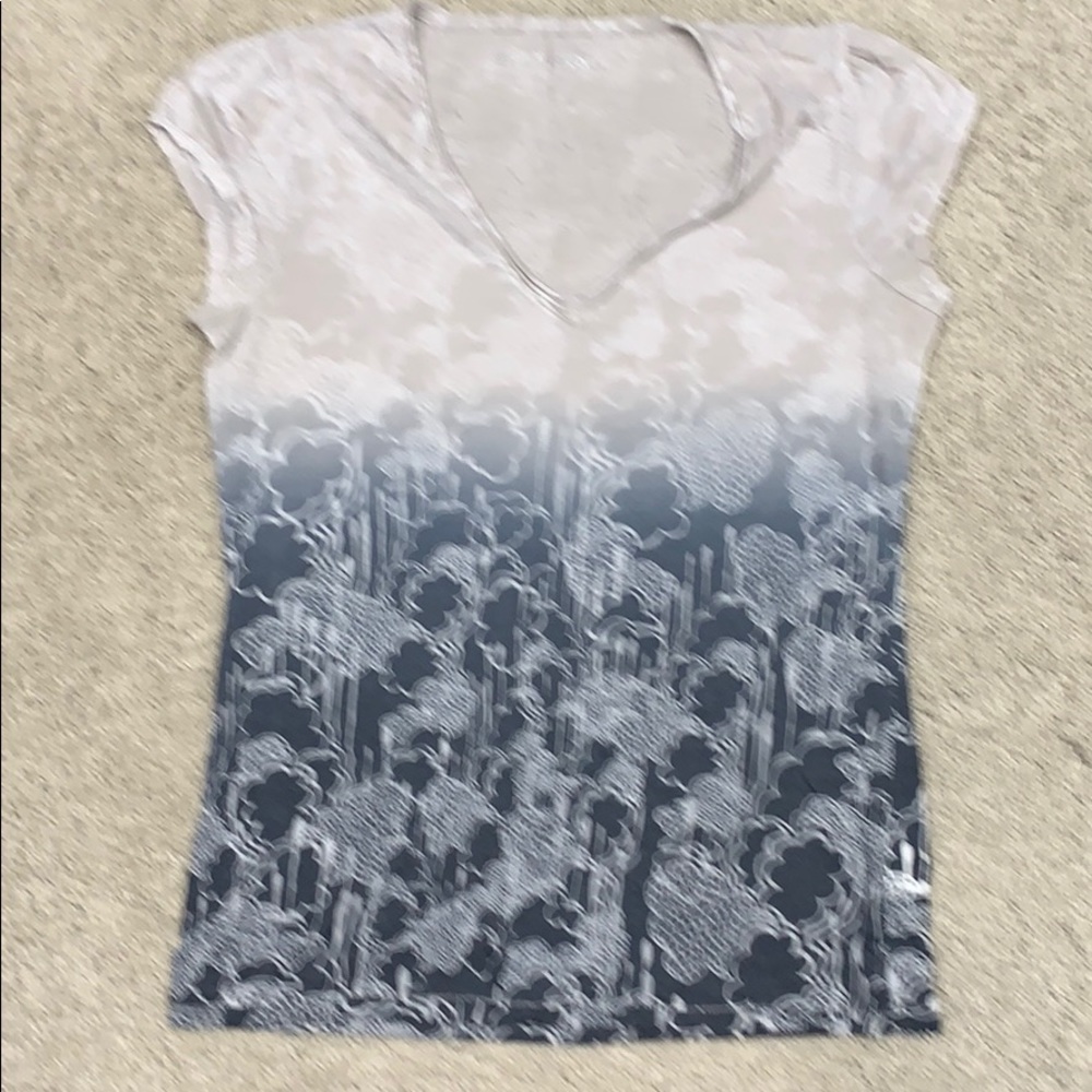 Calvin Klein Jeans short sleeve tee shirt.  Size L
